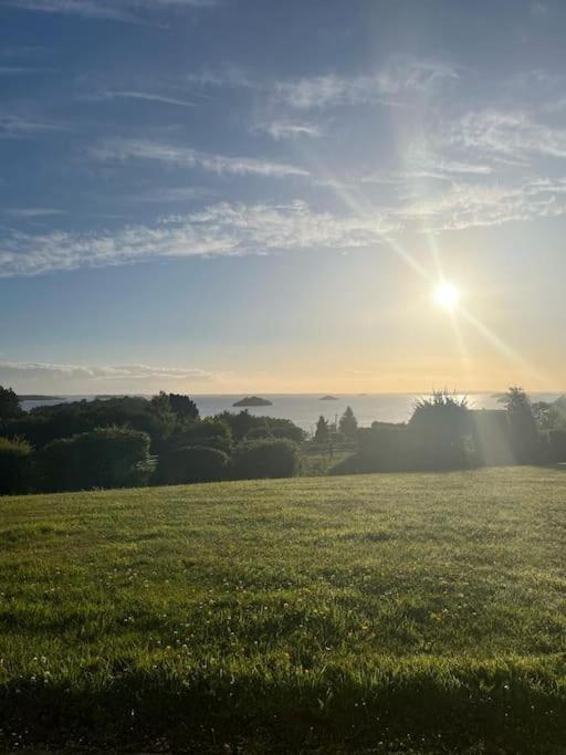 Private Apartment One On Lough Corrib, Oughterard ゴールウェイ エクステリア 写真
